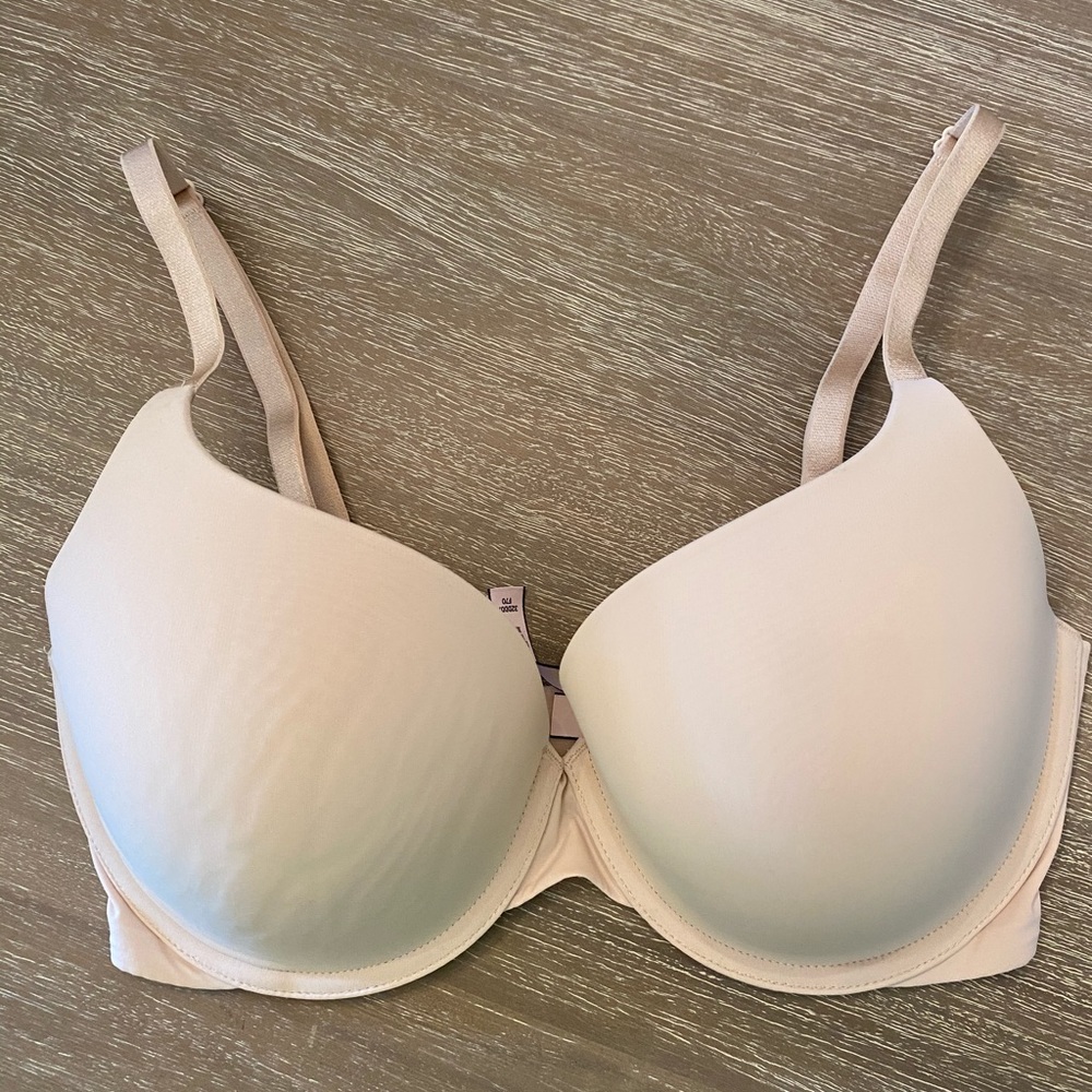 Victoria’s Secret Nude T-Shirt Push-up Bra 32DDD